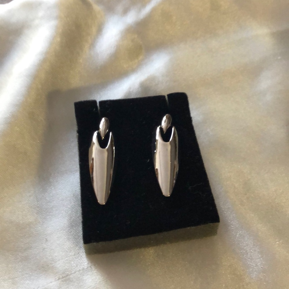 Silver pierced earrings